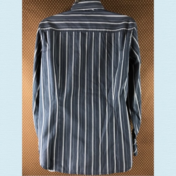 Van Heusen Button Down Shirt Size Small - Picture 4 of 5